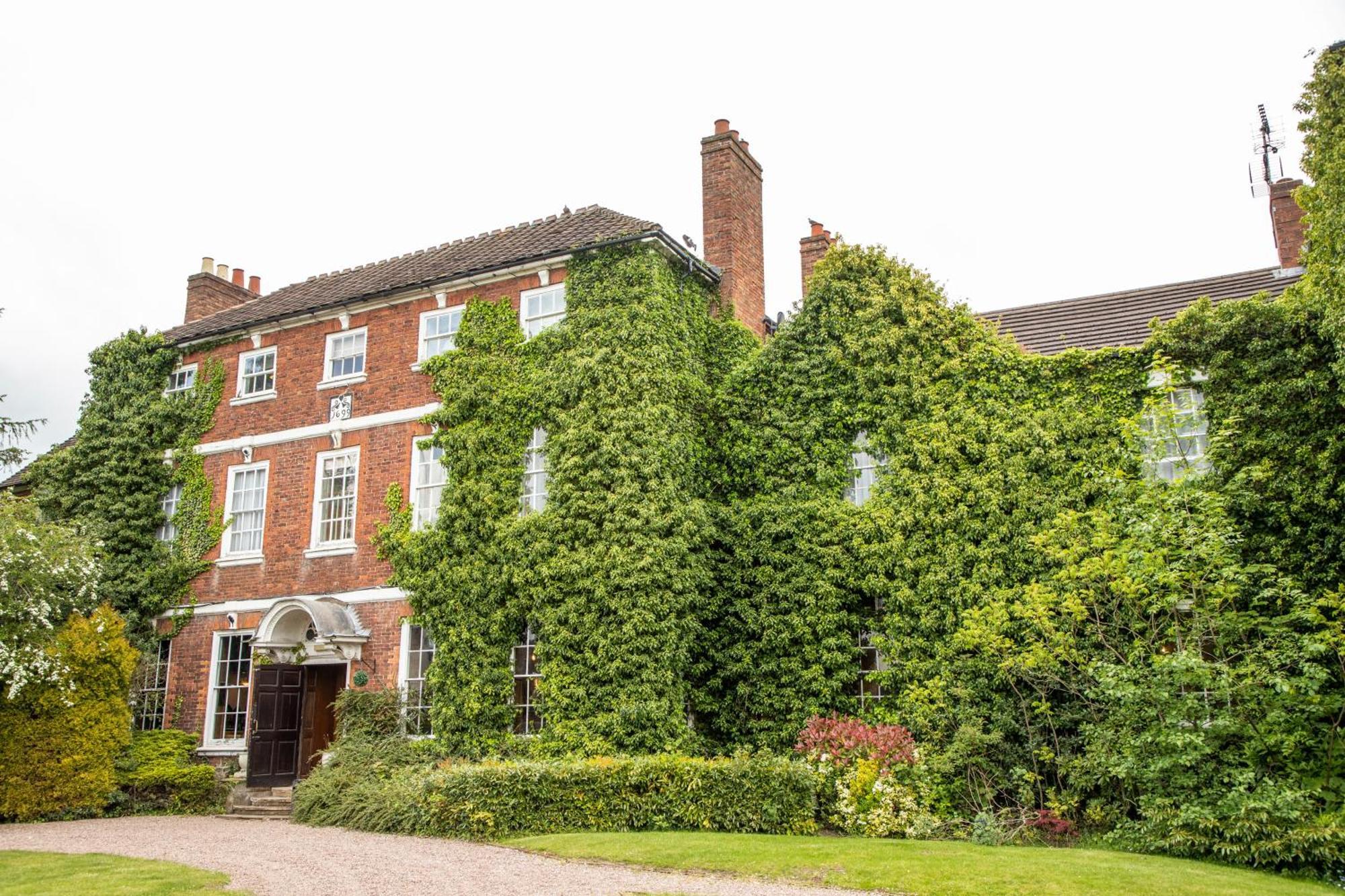 Park House Hotel Shifnal Bagian luar foto