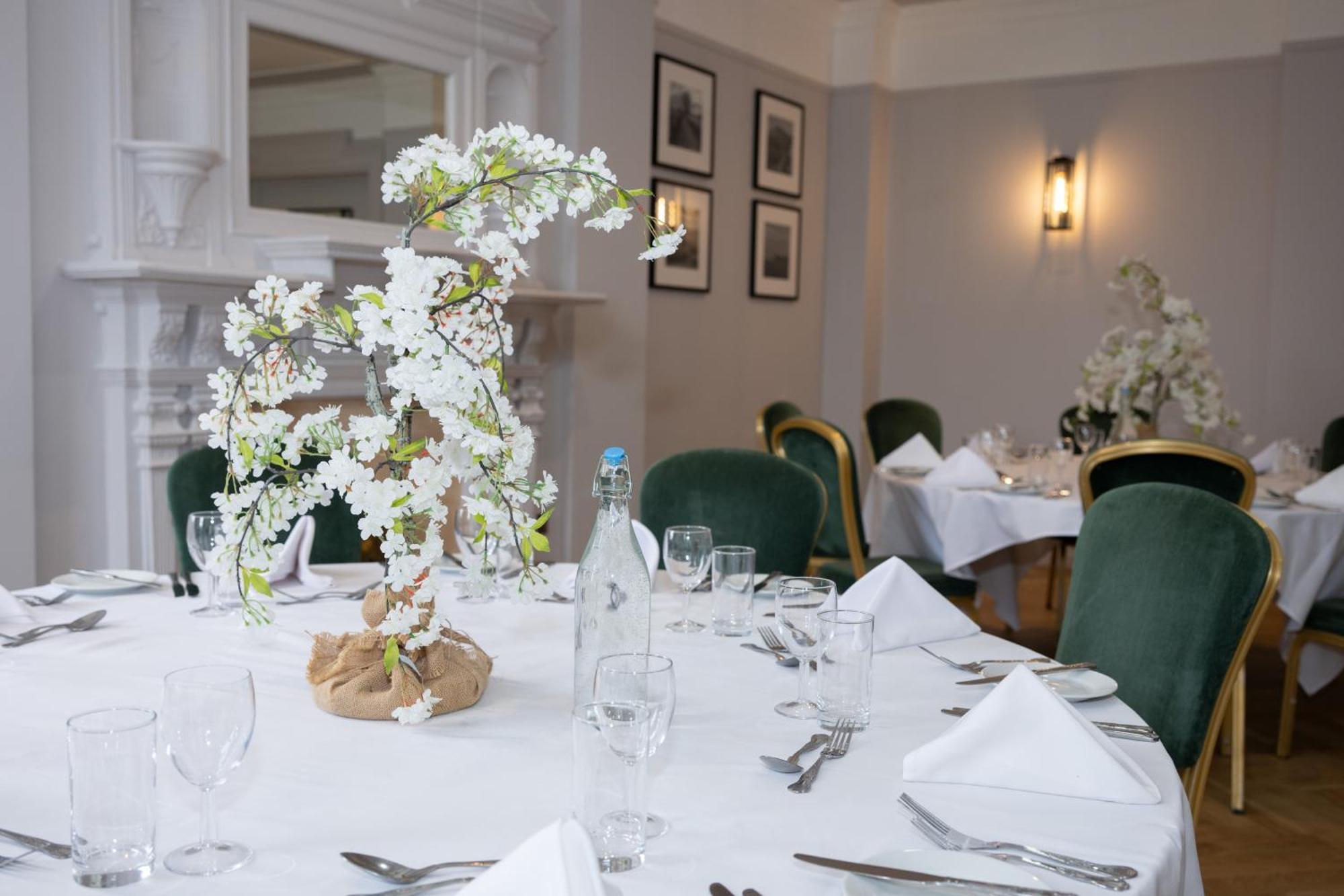 Park House Hotel Shifnal Bagian luar foto